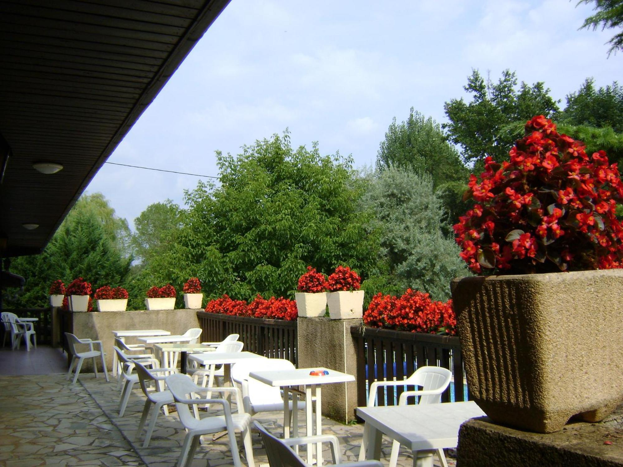 Hotel Relais De Frejeroques Foissac  Esterno foto
